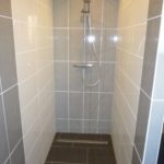 Pose de douche à l'Italienne par les experts en Plomberie NEOS BÂTIMENT, Marseille 13007